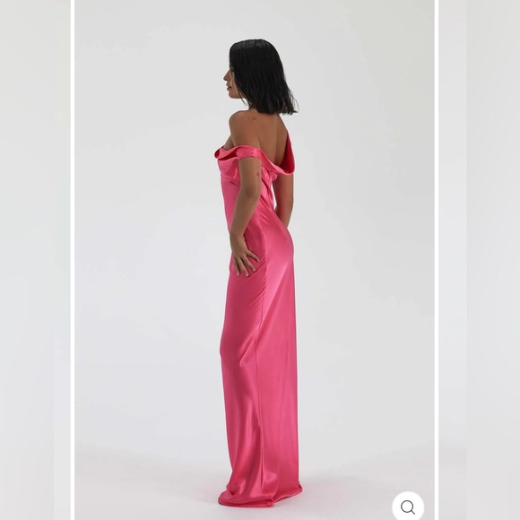 NWOT Natalie Rolt - Monika Gown - Picture 4 of 8